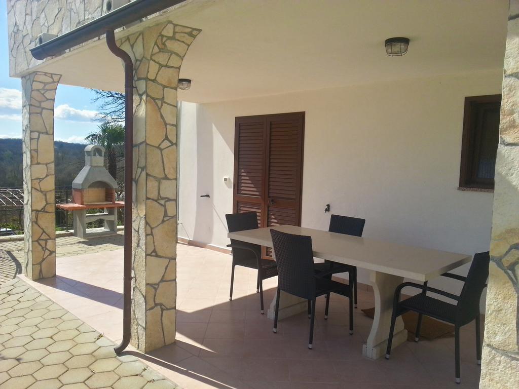 Karojba Villa Lara חדר תמונה