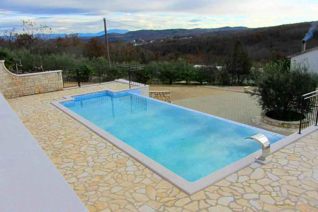 Karojba Villa Lara חדר תמונה