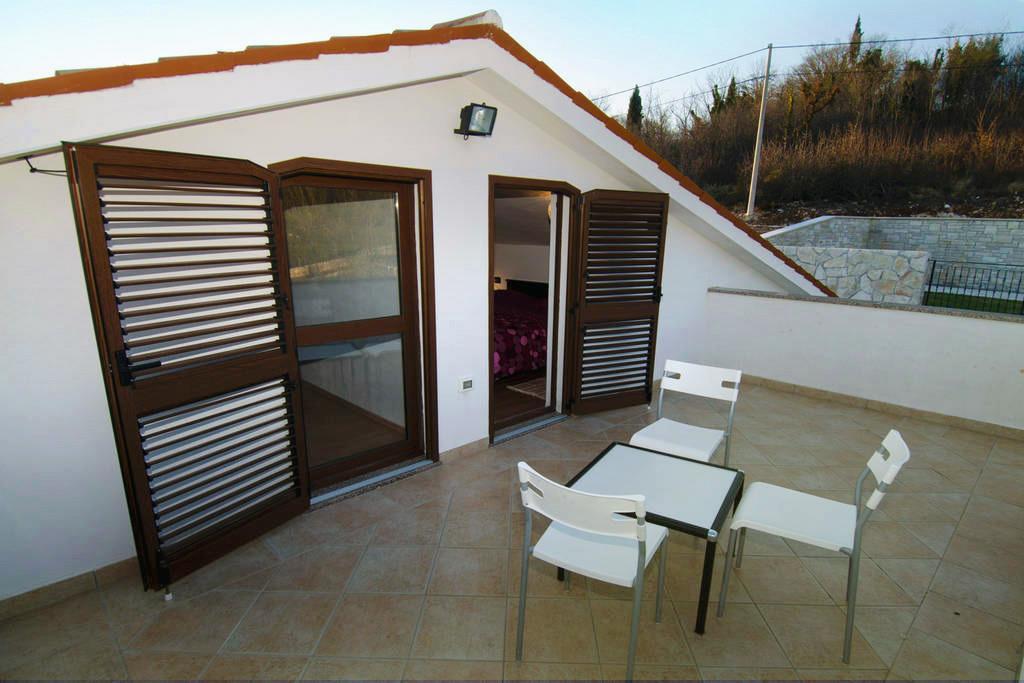 Karojba Villa Lara חדר תמונה