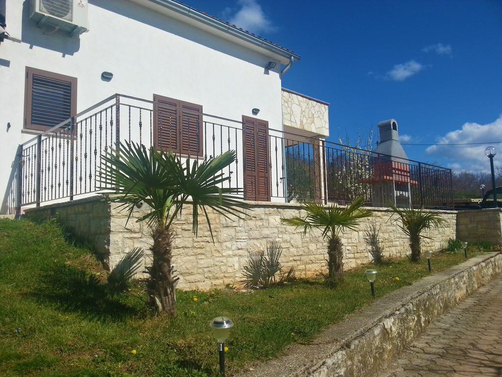 Karojba Villa Lara חדר תמונה